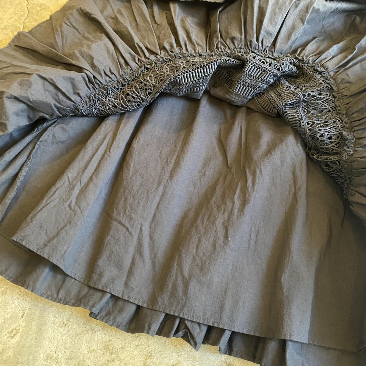 画像7: BLACK COLOR DESIGN TIERED LACE FLARE SKIRT / W25~W29 (7)