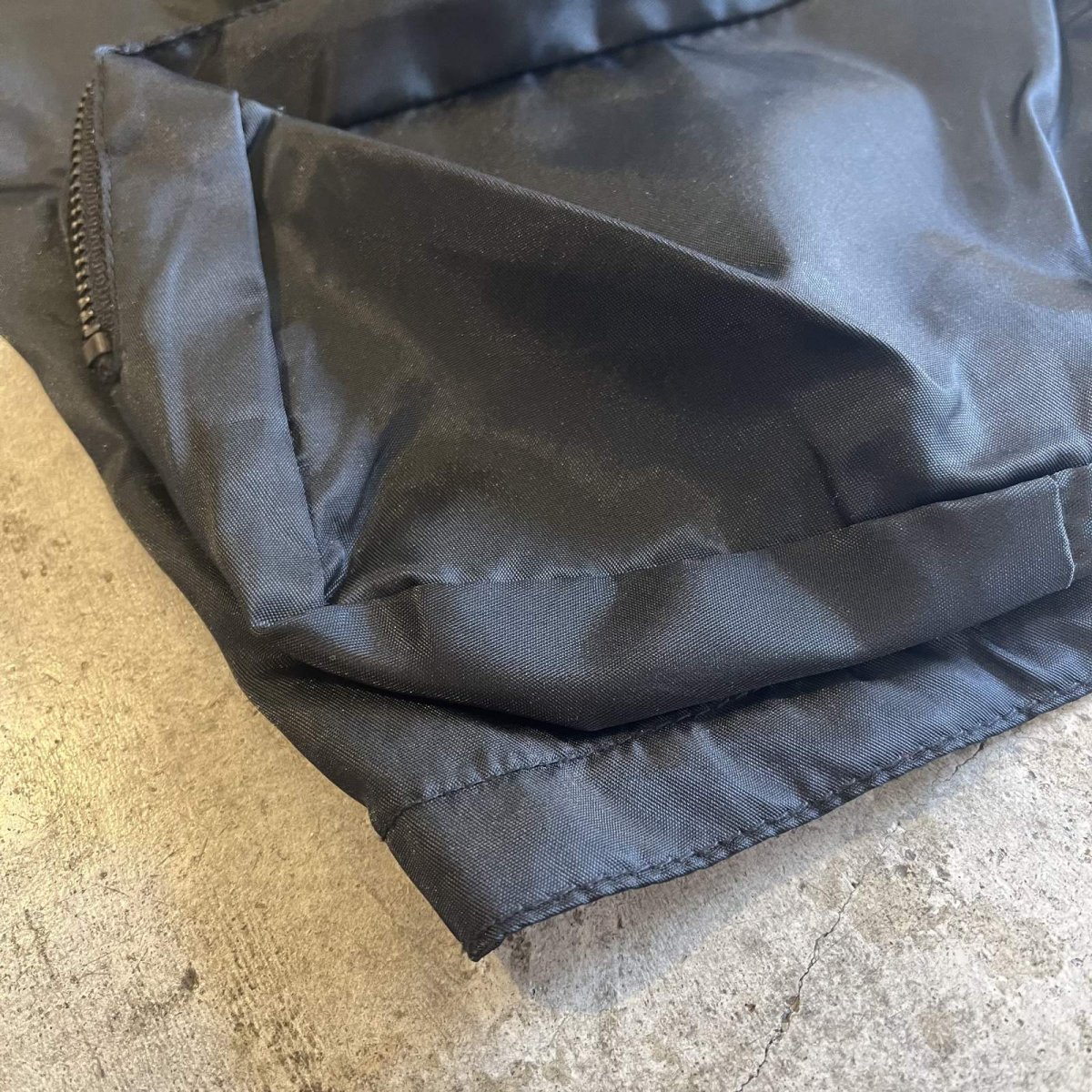 画像3: FRONT 6 POCKET DESIGN BLACK COLOR NYLON VEST / Ladies M (3)