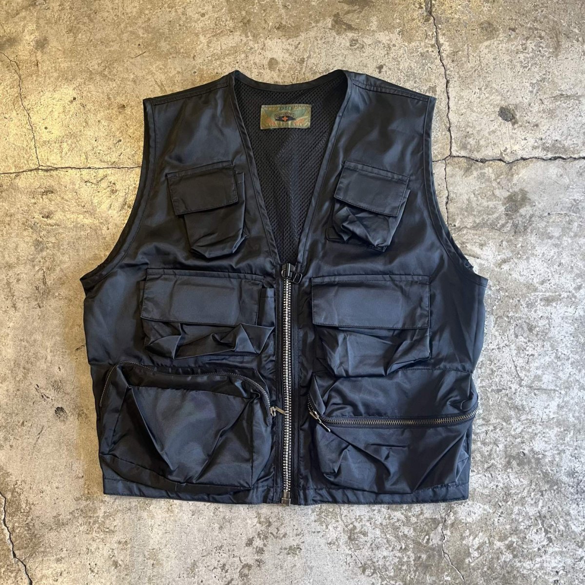 画像1: FRONT 6 POCKET DESIGN BLACK COLOR NYLON VEST / Ladies M (1)