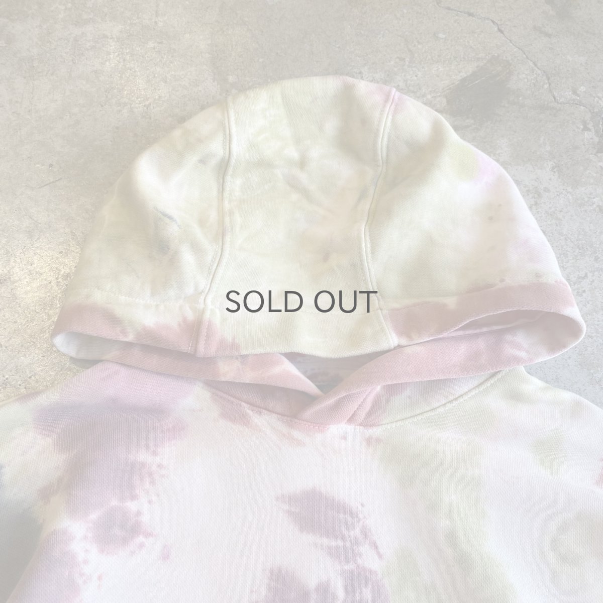 画像4: 【NIKE】TIE DYE PATTERN ONE POINT DESIGN SWEAT HOODIE / Ladies L (4)