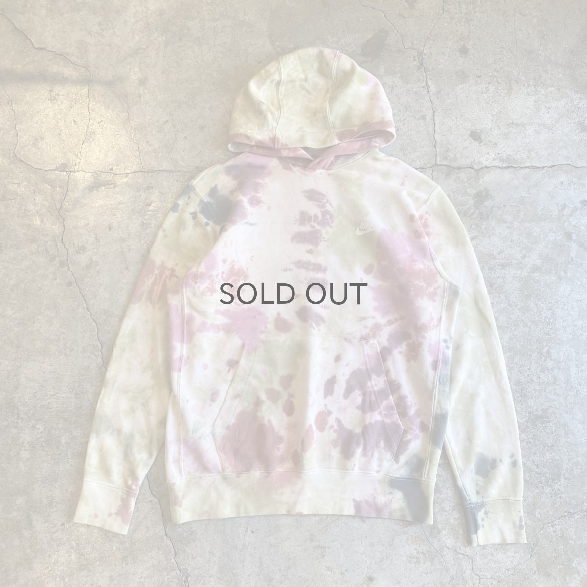 画像1: 【NIKE】TIE DYE PATTERN ONE POINT DESIGN SWEAT HOODIE / Ladies L (1)