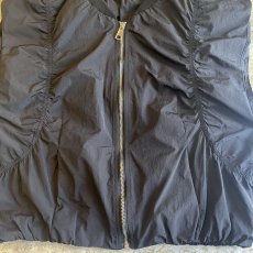画像10: SLEEVE GATHER DESIGN ZIP UP VEST / Ladies M (10)