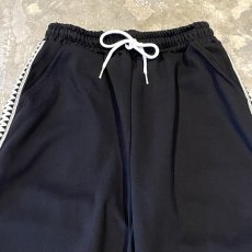 画像11: SIDE KNITTING LINE WIDE SILHOUETTE SWEAT PANTS / FREE (11)