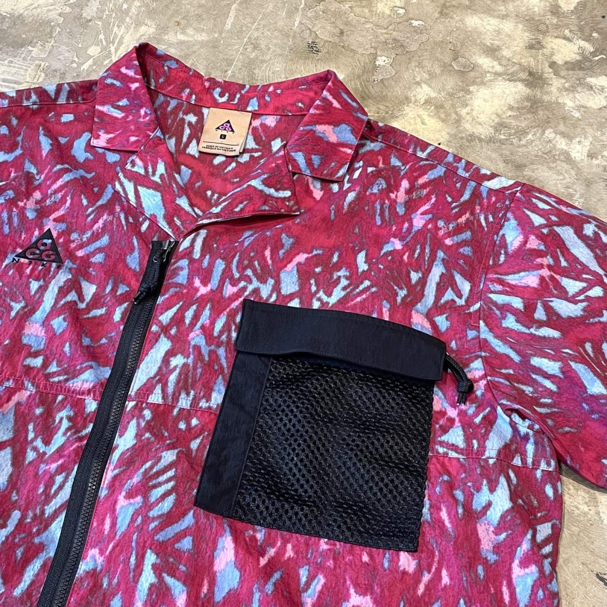 画像4: 【ACG】ALL OVER PATTERN ZIP UP NYLON S/S TOPS / Mens L (4)