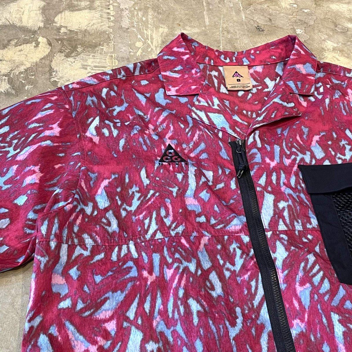 画像3: 【ACG】ALL OVER PATTERN ZIP UP NYLON S/S TOPS / Mens L (3)