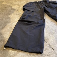 画像5: 【WONDERGROUND】LAYERED COLOR APRON PANTS / BLACK / OS (5)
