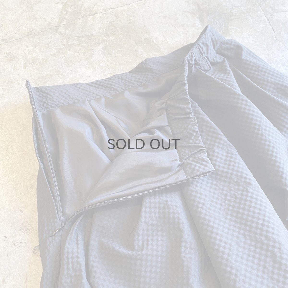 画像7: EMBOSS DESIGN BALLOON VOLUME SKIRT / W24~W28 (7)