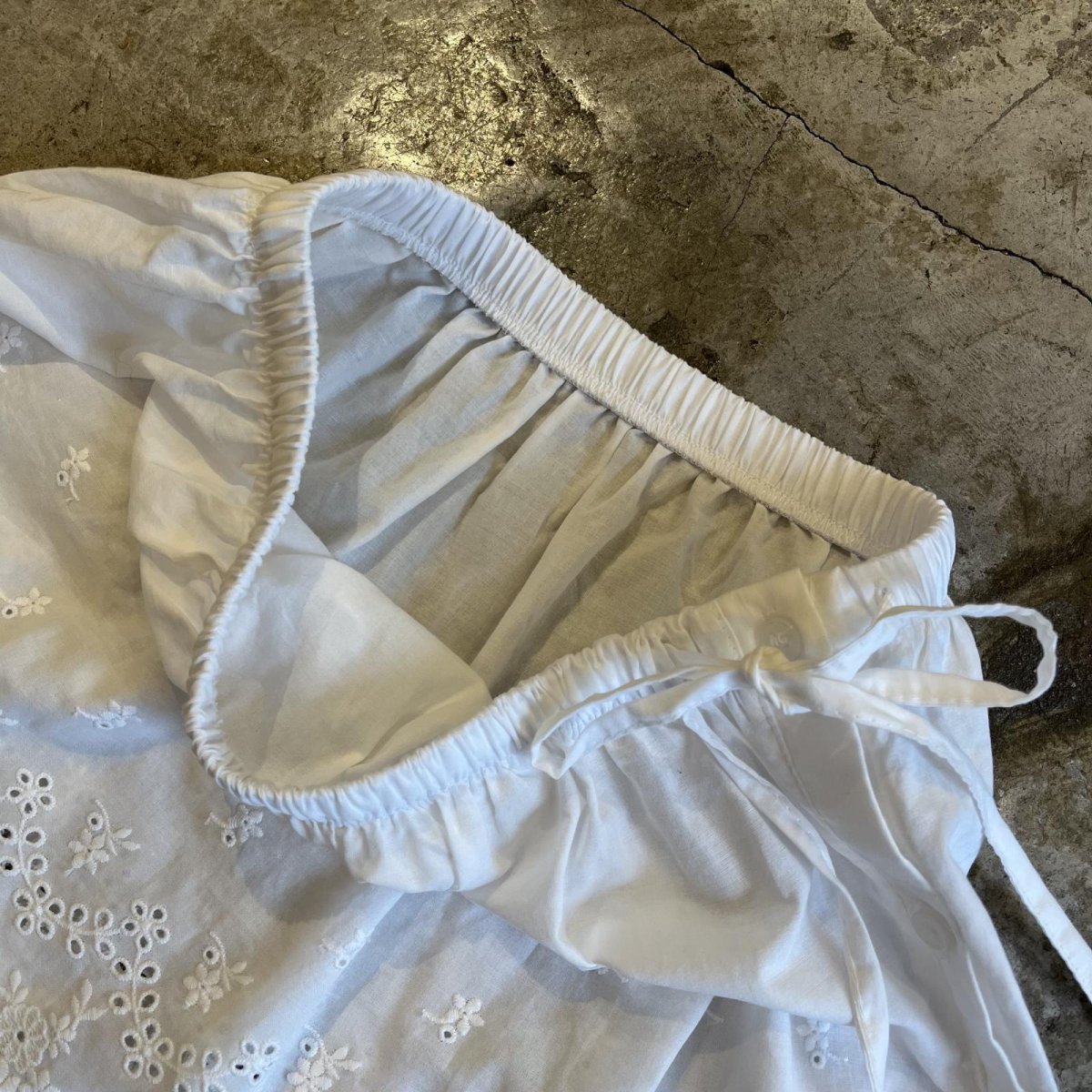 画像8: FLOWER EMBROIDERY DESIGN DOWN LACE LAYERED SKIRT / W24~34 (8)