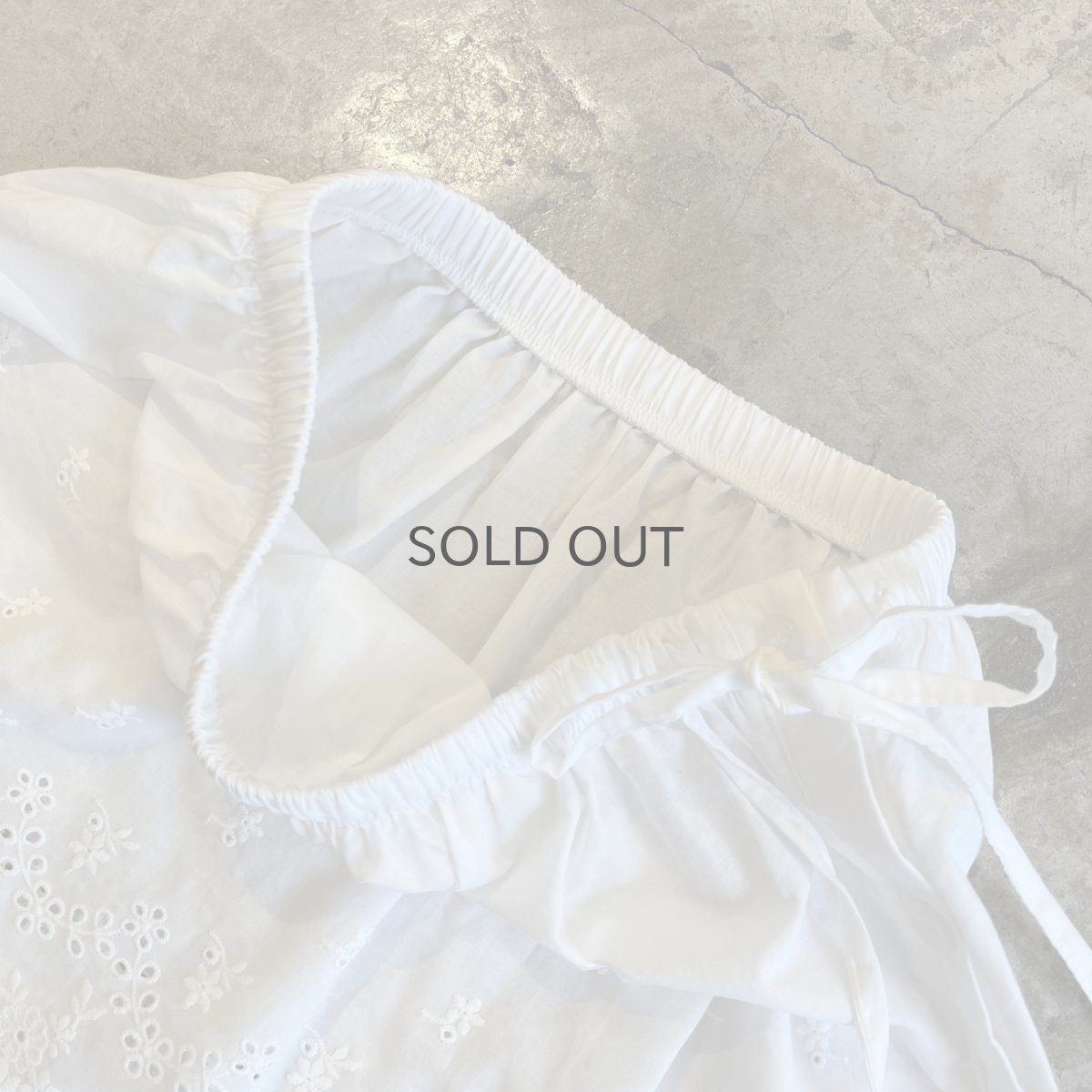 画像8: FLOWER EMBROIDERY DESIGN DOWN LACE LAYERED SKIRT / W24~34 (8)