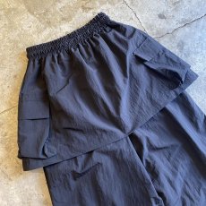 画像9: 【WONDERGROUND】LAYERED COLOR APRON PANTS / BLACK / OS (9)