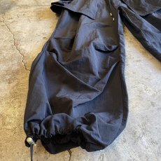 画像6: 【WONDERGROUND】LAYERED COLOR APRON PANTS / BLACK / OS (6)