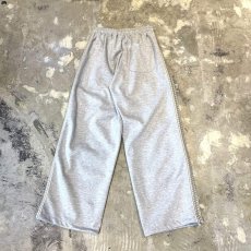 画像2: SIDE KNITTING LINE WIDE SILHOUETTE SWEAT PANTS / FREE / GRAY (2)