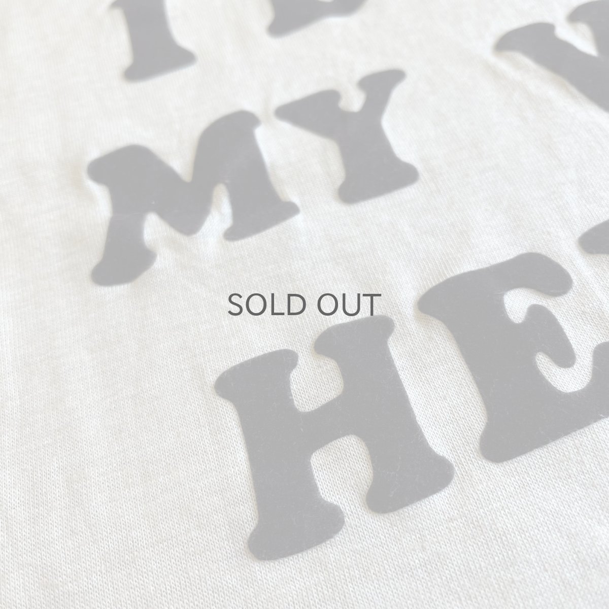 画像10: 70's BEIGE COLOR FRONT FLOCKY LOGO DESIGN S/S TEE / Ladies M(38~40) / MADE IN USA (10)