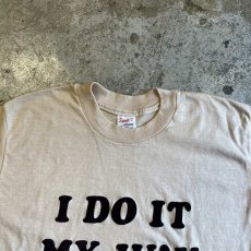 画像7: 70's BEIGE COLOR FRONT FLOCKY LOGO DESIGN S/S TEE / Ladies M(38~40) / MADE IN USA (7)