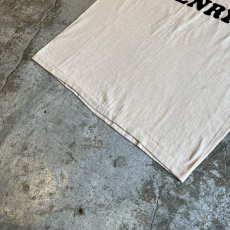 画像4: 70's BEIGE COLOR FRONT FLOCKY LOGO DESIGN S/S TEE / Ladies M(38~40) / MADE IN USA (4)