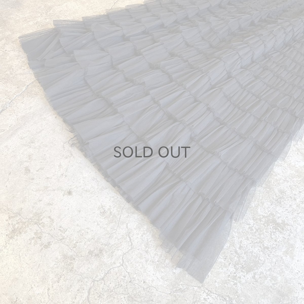 画像4: ALL OVER TIERED DESIGN TULLE FLARE LONG SKIRT / W22~W31 (4)