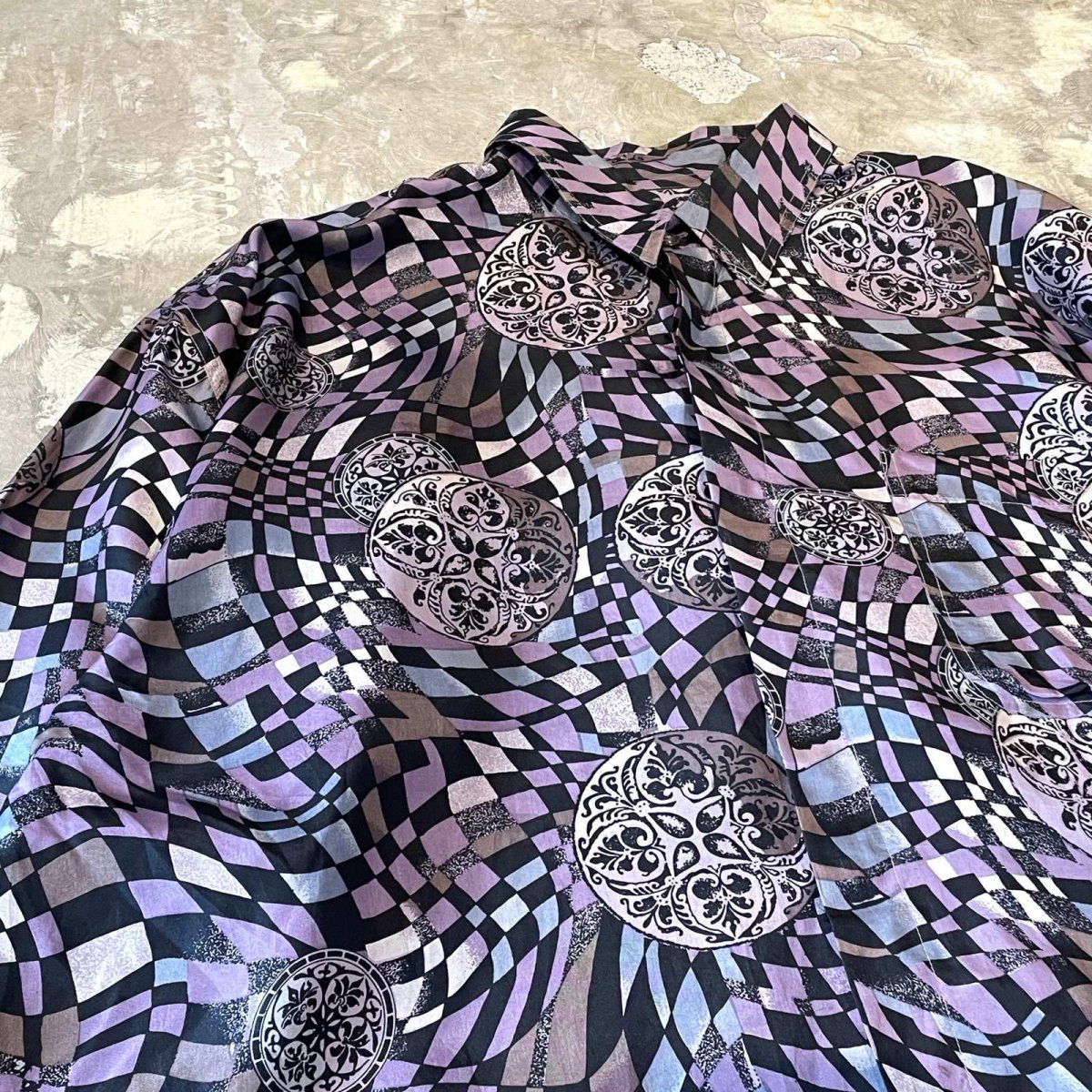 画像3: ALL OVER ARTISTIC PATTERN SILK L/S SHIRT / Mens S(L) (3)