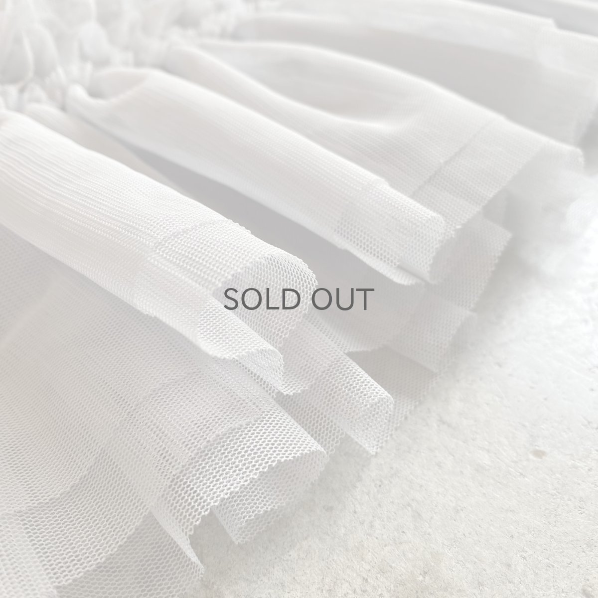 画像10: LIGHT GRAY COLOR TULLE TIERED FRILL DESIGN TOPS / FREE (10)