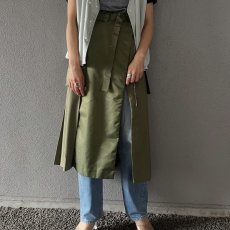画像14: 【WONDERGROUND】FRONT SLIT ZIP PLEATED BELT CARGO SKIRT / OS / KHAKI (14)