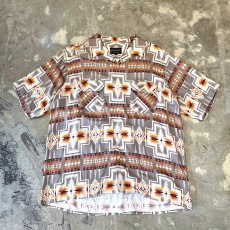 画像1: 【PENDLETON】ALL OVER NATIVE PATTERN S/S SHIRT / Mens L (1)