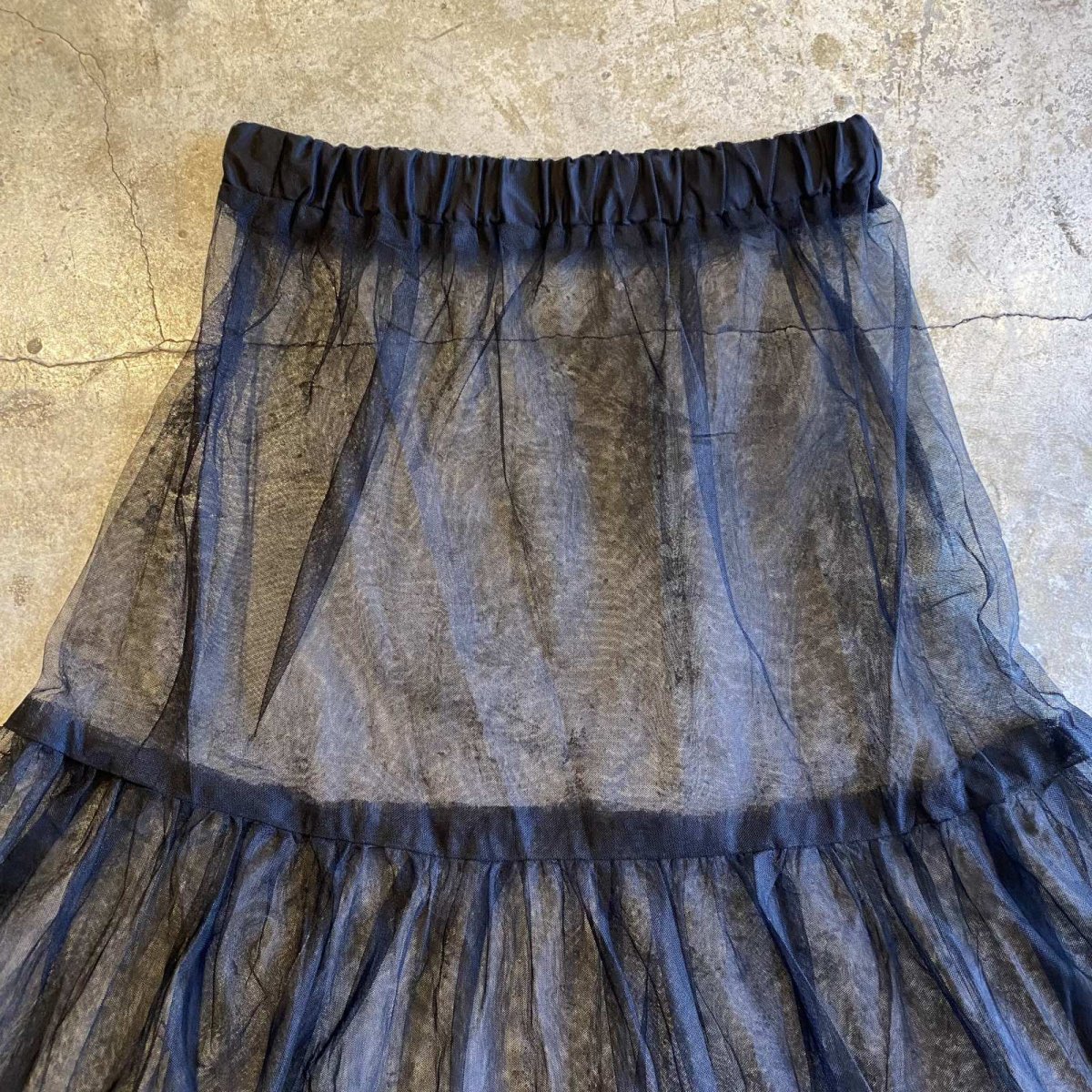 画像5: TIERED DESIGN SHEER TULLE LONG SKIRT / W24~W35 (5)