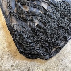 画像3: BLACK COLOR EMBROIDERY DESIGN PATTERN TULLE N/S TOPS / Ladies M (3)