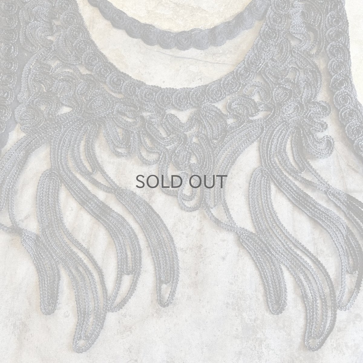 画像8: BLACK COLOR EMBROIDERY DESIGN PATTERN TULLE N/S TOPS / Ladies M (8)