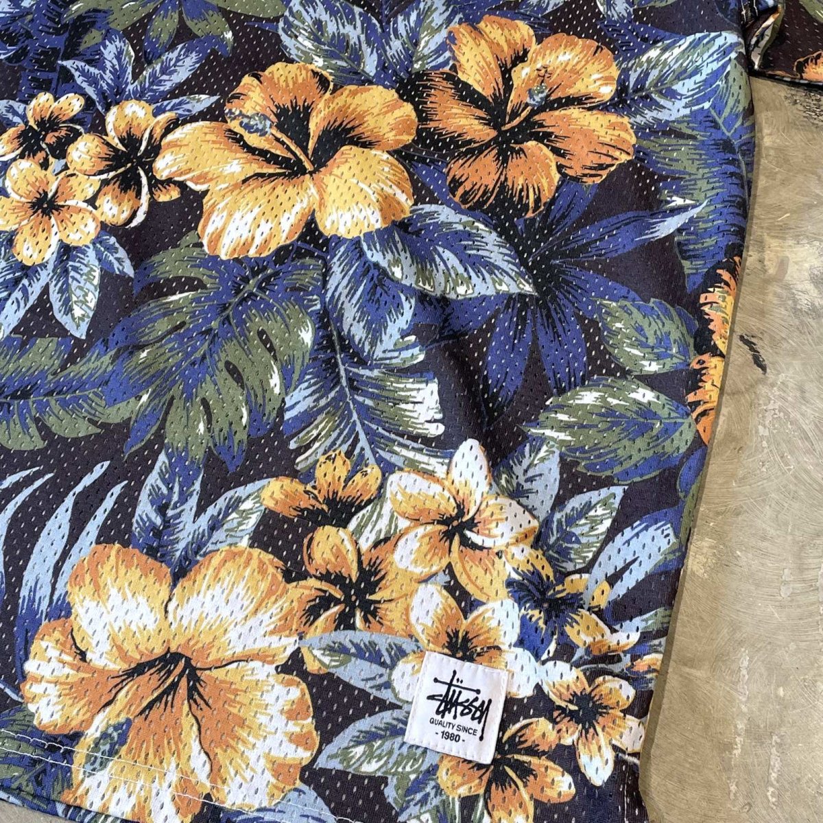 画像6: 【STUSSY】ALL OVER FLORAL GRAPHIC PATTERN MESH S/S TEE / Mens M(L) (6)