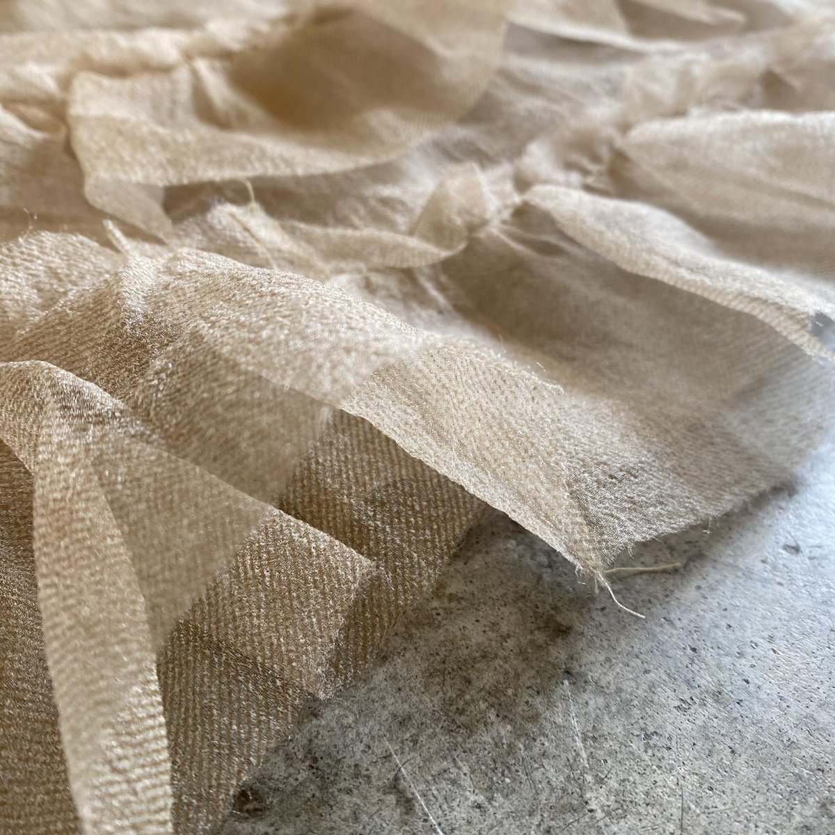 画像11: TIERED DOWN FRILL DESIGN N/S TOPS / Ladies L (11)