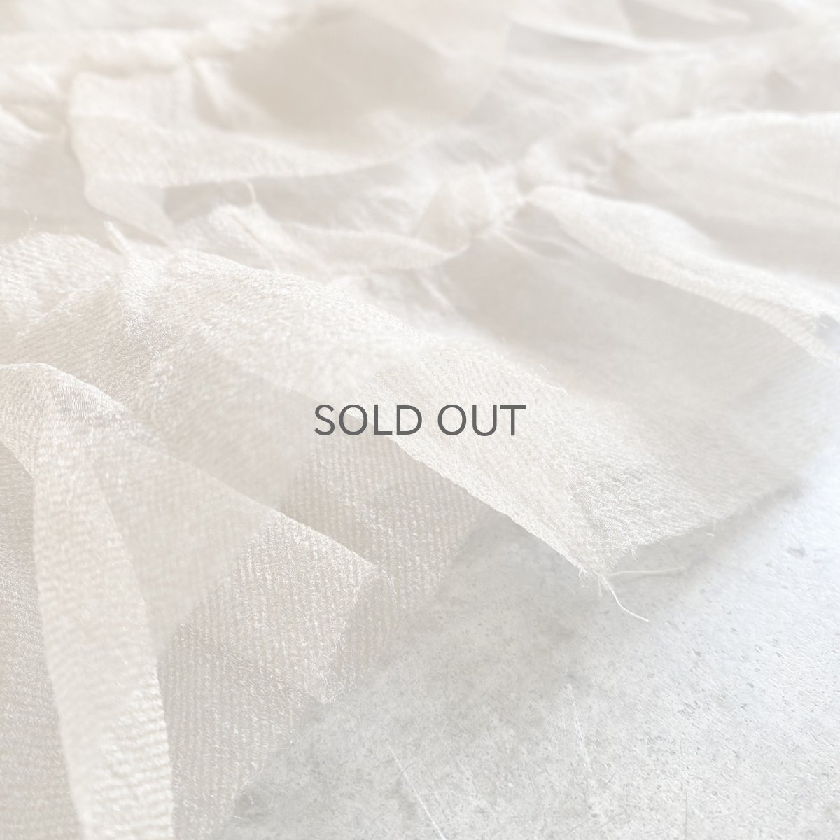 画像11: TIERED DOWN FRILL DESIGN N/S TOPS / Ladies L (11)