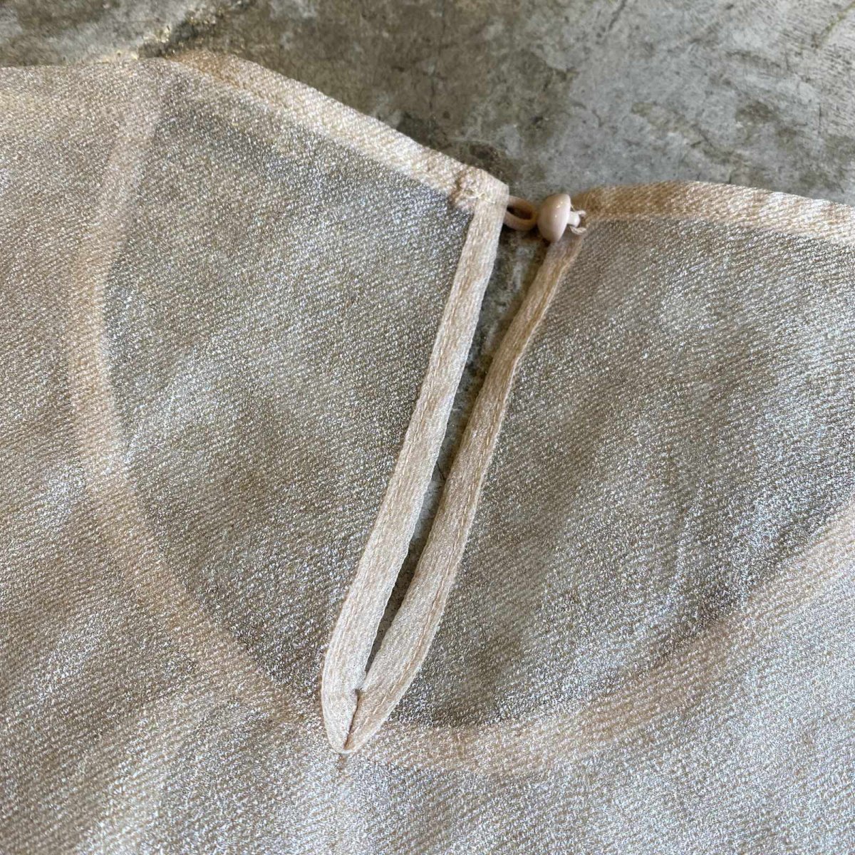 画像10: TIERED DOWN FRILL DESIGN N/S TOPS / Ladies L (10)