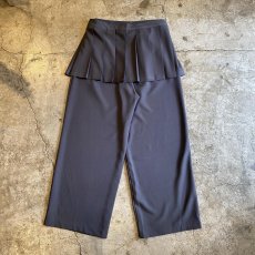 画像2: CHARCOAL GREY COLOR PLEATED SKIRT SEPARATE LAYERED PANTS / W29 (2)