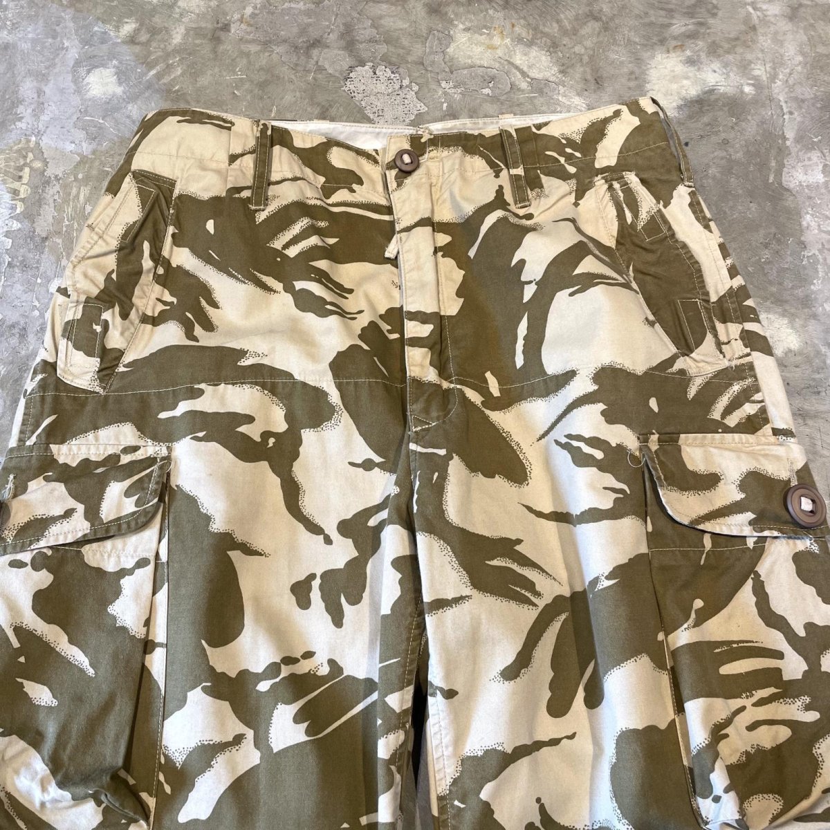 画像11: ALL OVER DESERT CAMOUFLAGE PATTERN CARGO PANTS / W33~W36 (11)