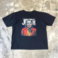 画像1: "PUT ON A HAPPY FACE" JOKER FRONT PRINTED S/S TEE / Mens XL (1)