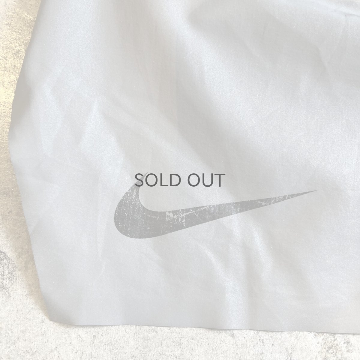 画像9: 【NIKE】METALLIC SILVER COLOR RUNNING SHORT PANTS / W22~W36(L) (9)