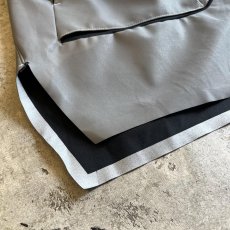 画像3: 【NIKE】METALLIC SILVER COLOR RUNNING SHORT PANTS / W22~W36(L) (3)