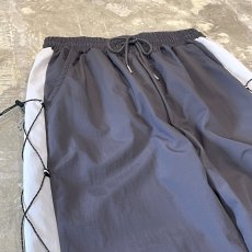 画像3: 【WONDERGROUND】SIDE COLOR LACE UP WIDE NYLON PANTS / GREY / OS (3)