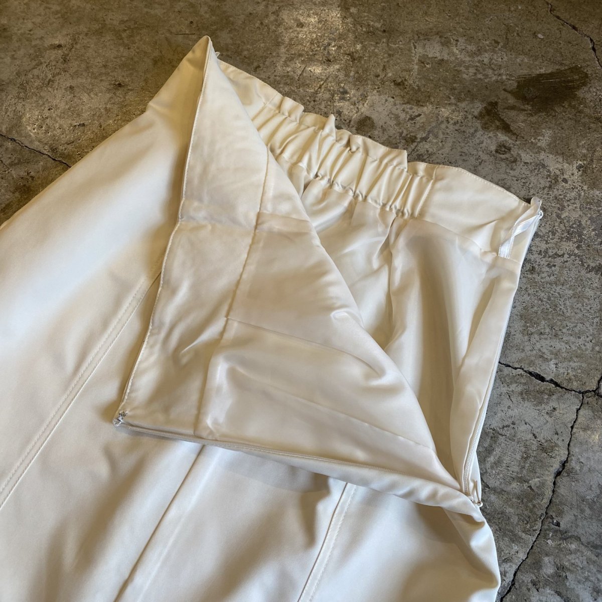 画像7: WHITE COLOR DESIGN FRONT SLIT SKIRT / W26~W28 (7)