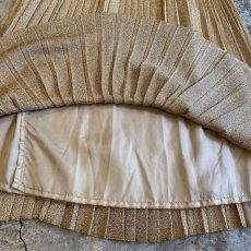 画像7: GOLD COLOR GLITTER PATTERN PLEATS DESIGN LONG SKIRT / W20~W30 (7)