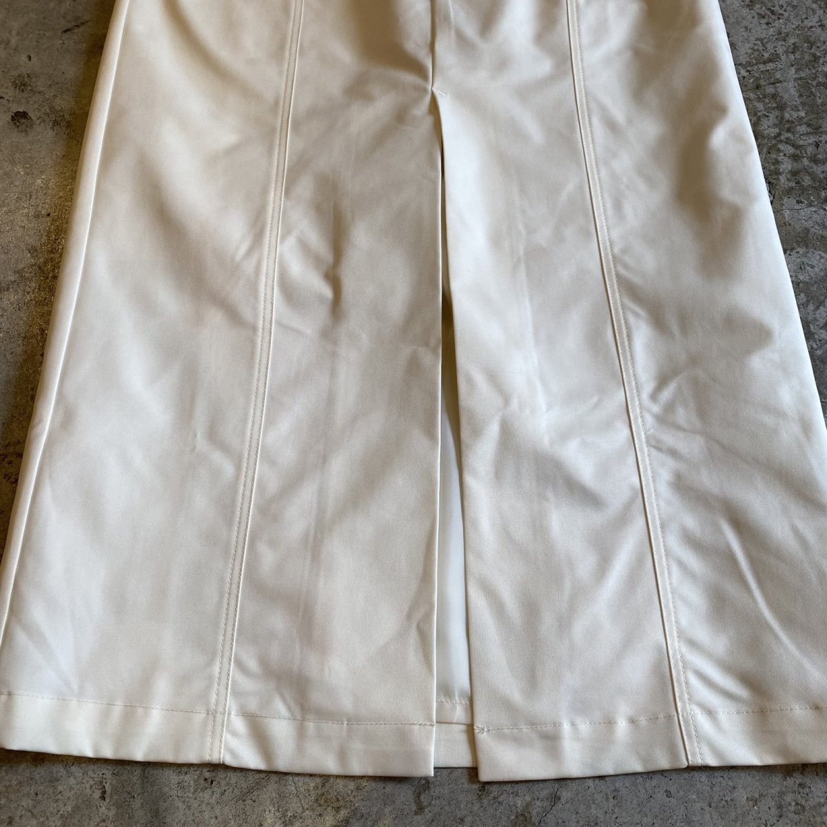 画像4: WHITE COLOR DESIGN FRONT SLIT SKIRT / W26~W28 (4)