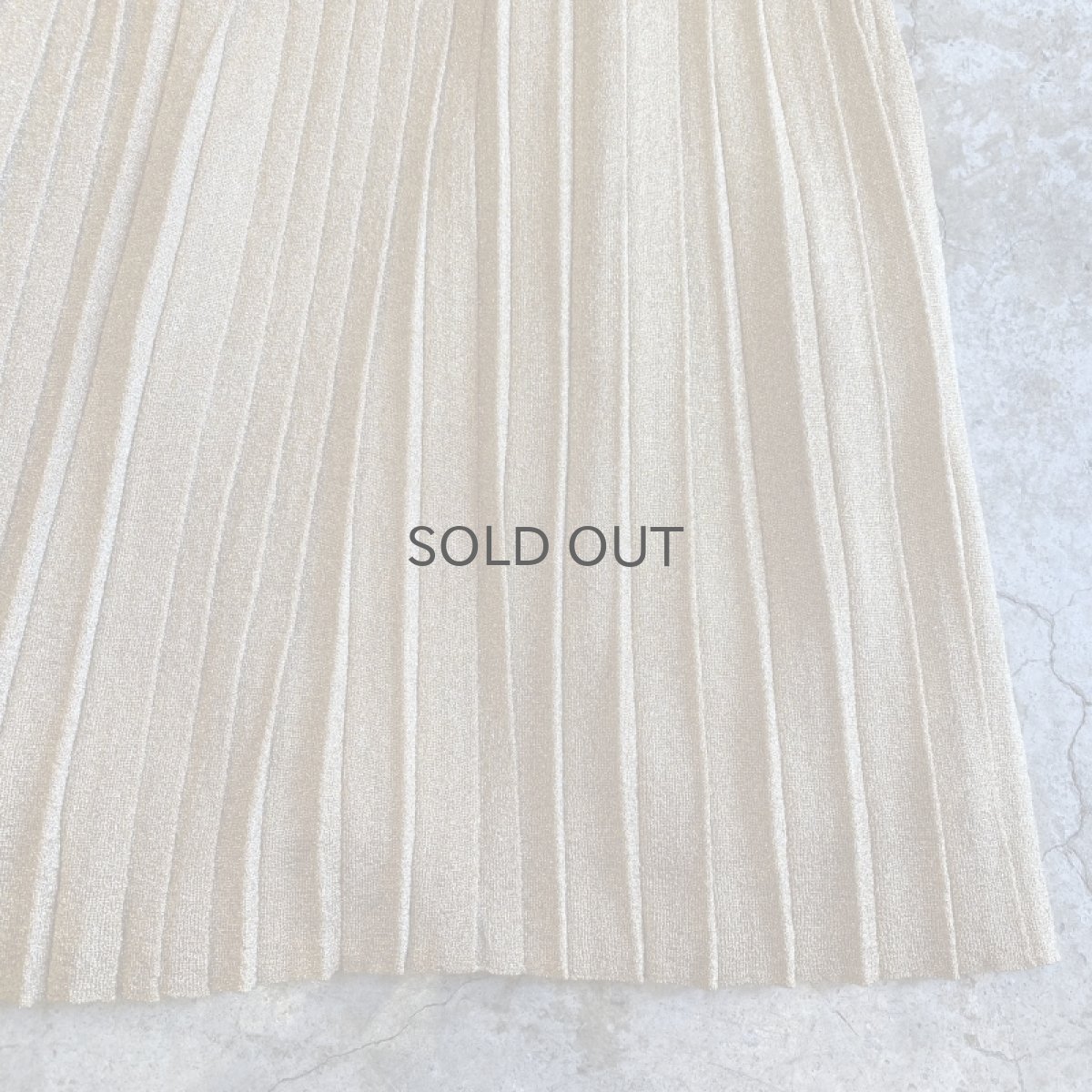 画像4: GOLD COLOR GLITTER PATTERN PLEATS DESIGN LONG SKIRT / W20~W30 (4)