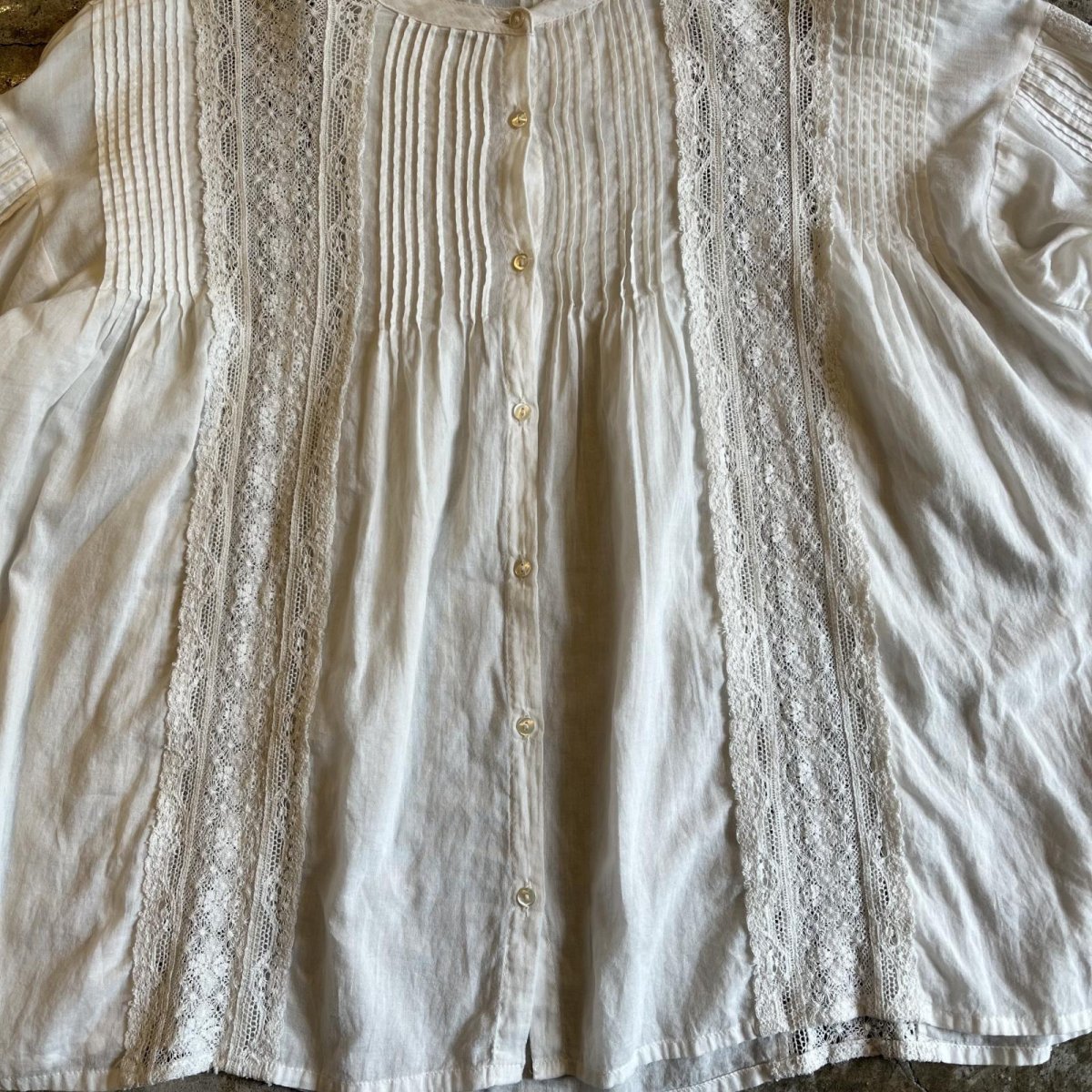 画像9: WHITE COLOR LACE LINE DESIGN NO COLLAR COTTON L/S BLOUSE / Ladies L (9)