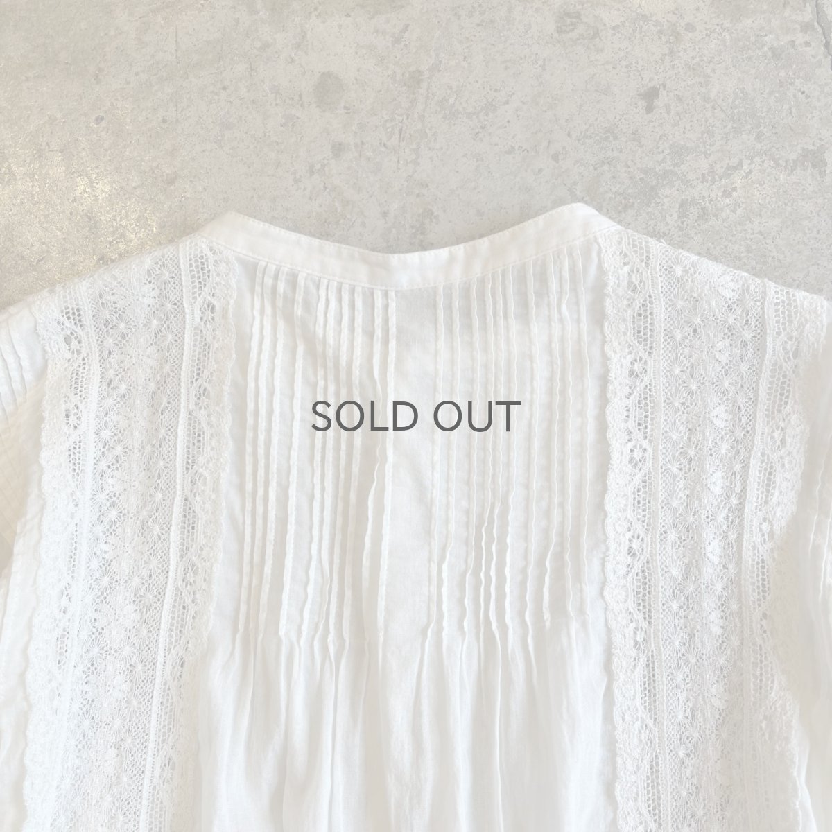 画像10: WHITE COLOR LACE LINE DESIGN NO COLLAR COTTON L/S BLOUSE / Ladies L (10)
