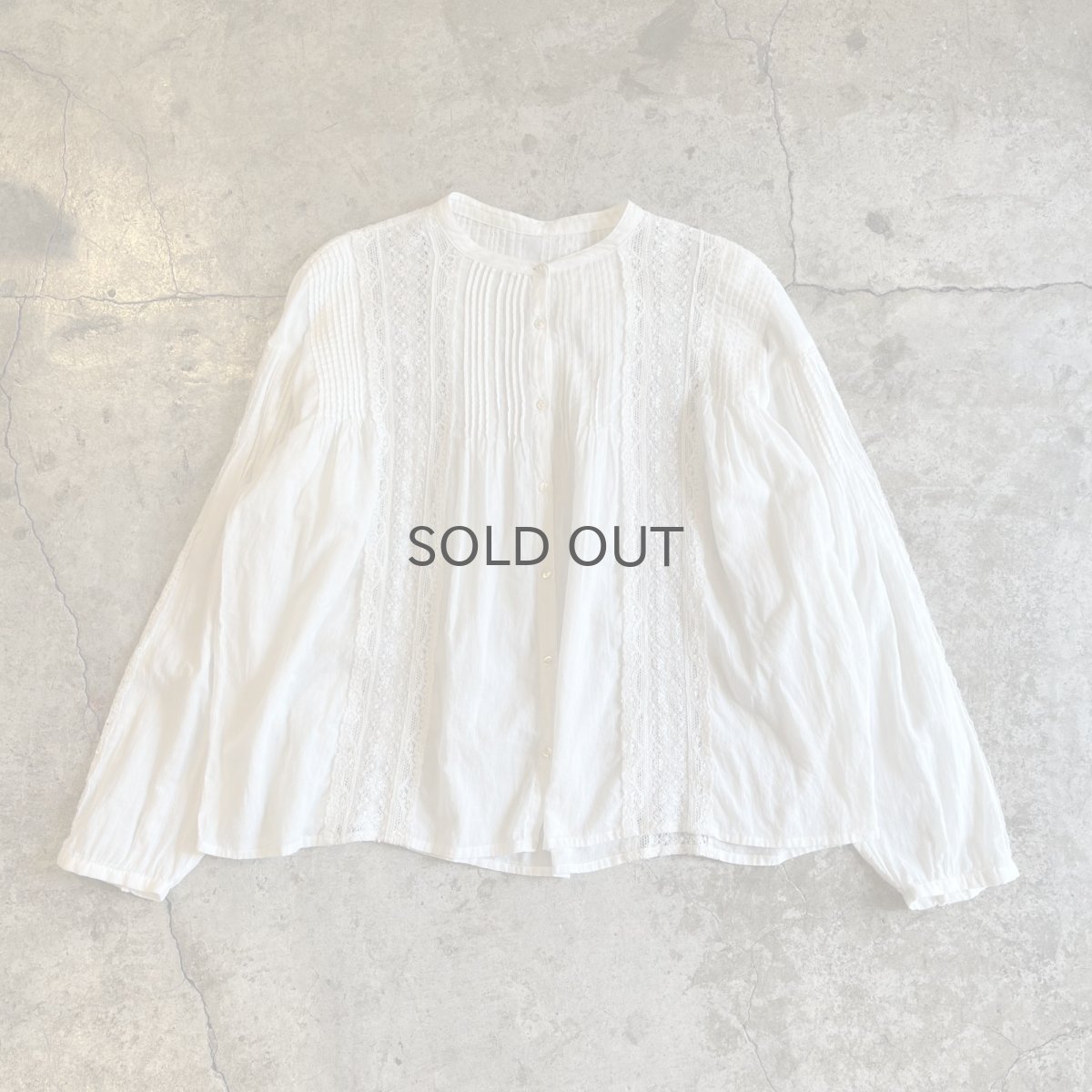 画像2: WHITE COLOR LACE LINE DESIGN NO COLLAR COTTON L/S BLOUSE / Ladies L (2)