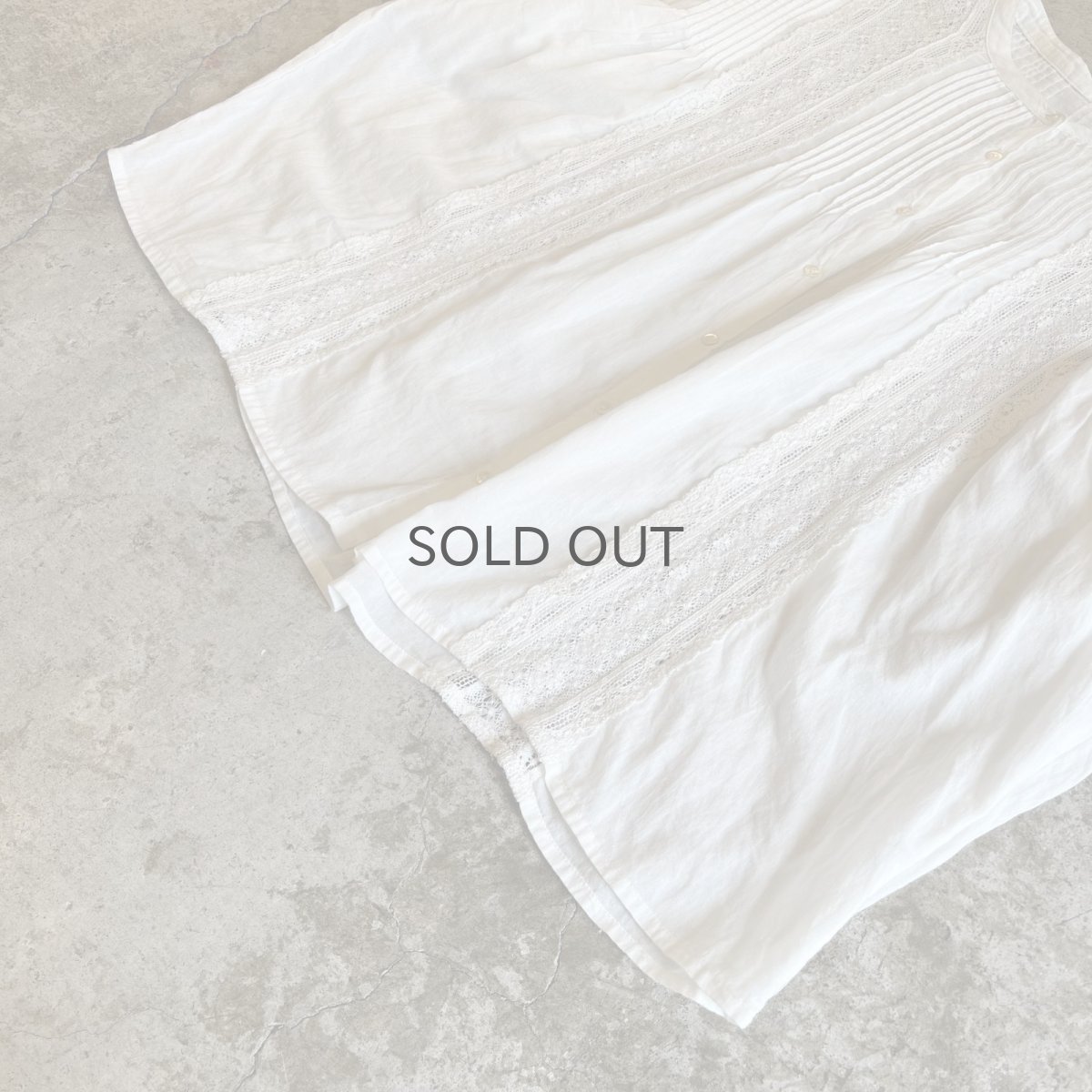 画像4: WHITE COLOR LACE LINE DESIGN NO COLLAR COTTON L/S BLOUSE / Ladies L (4)