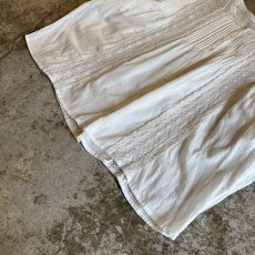 画像4: WHITE COLOR LACE LINE DESIGN NO COLLAR COTTON L/S BLOUSE / Ladies L (4)