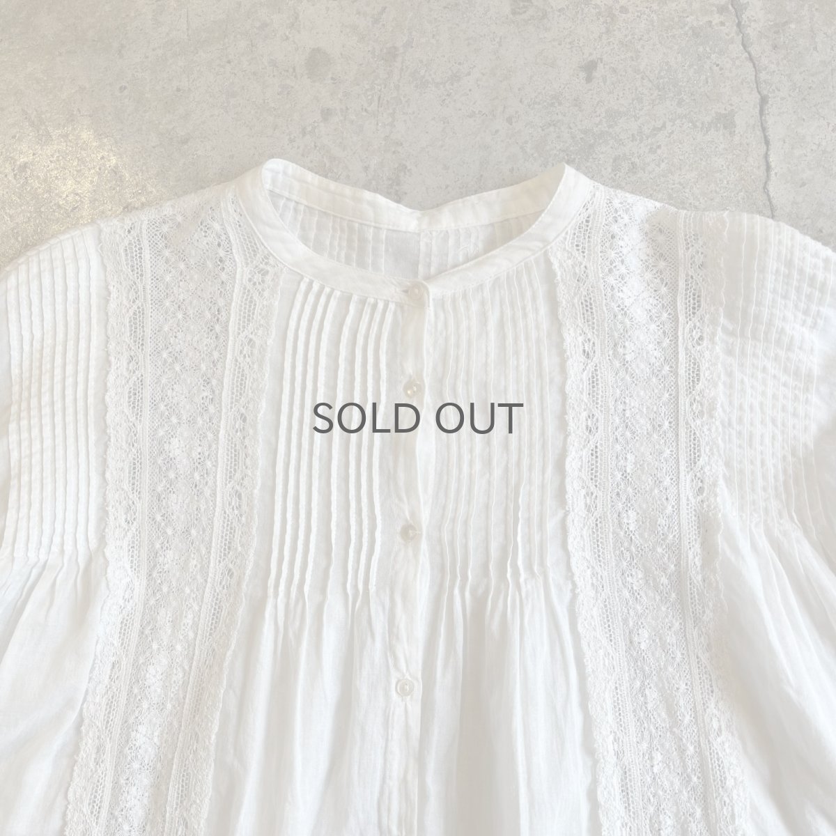 画像7: WHITE COLOR LACE LINE DESIGN NO COLLAR COTTON L/S BLOUSE / Ladies L (7)