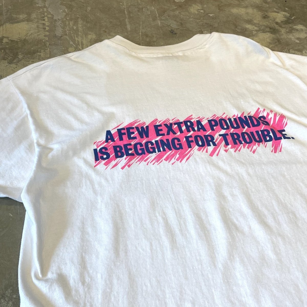 画像9: 90's FUNNY DOG PRINTED S/S TEE / Mens XL / MADE IN USA (9)