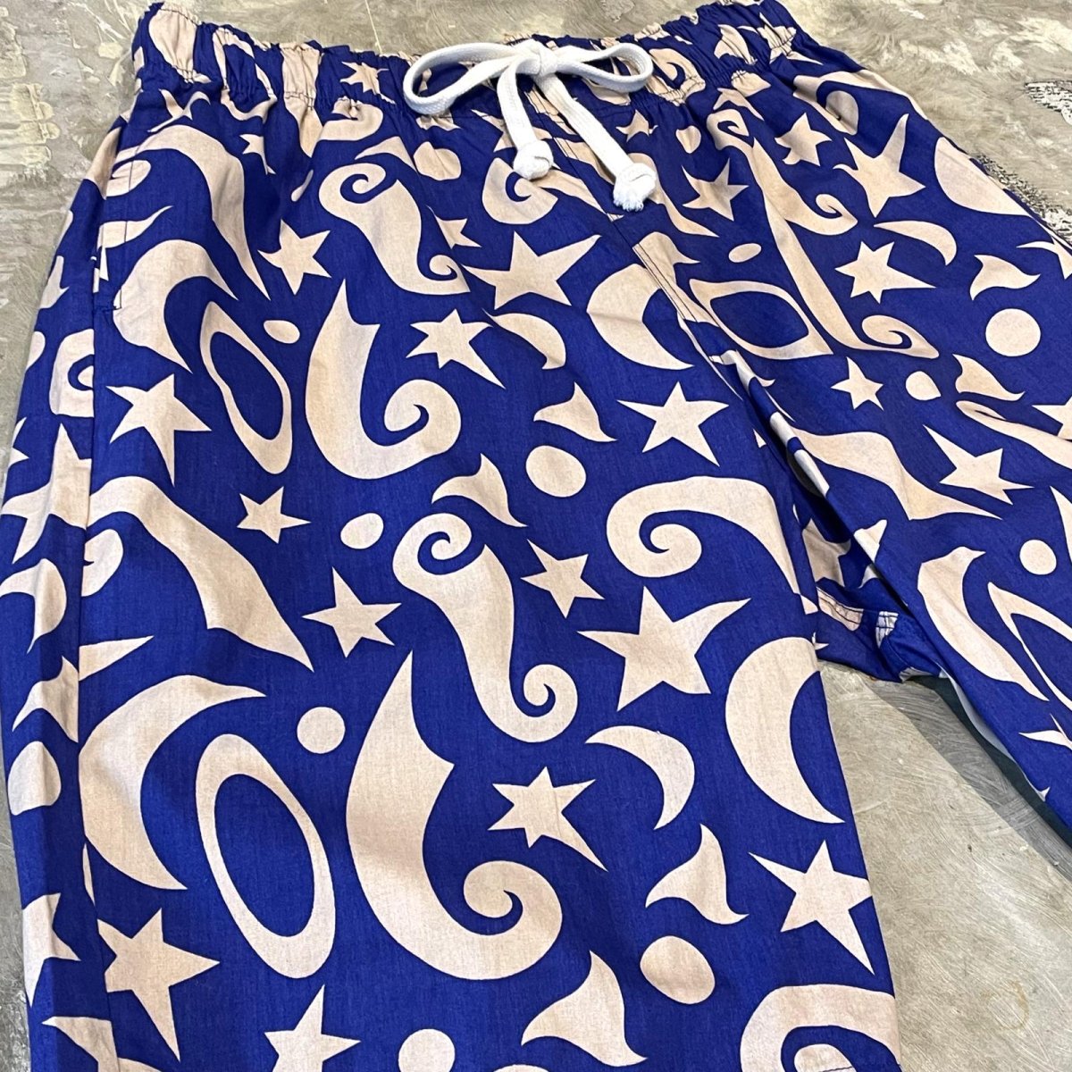 画像5: 【VIVIENNE WESTWOOD】ALL OVER PATTERN SHORTS / FREE (5)
