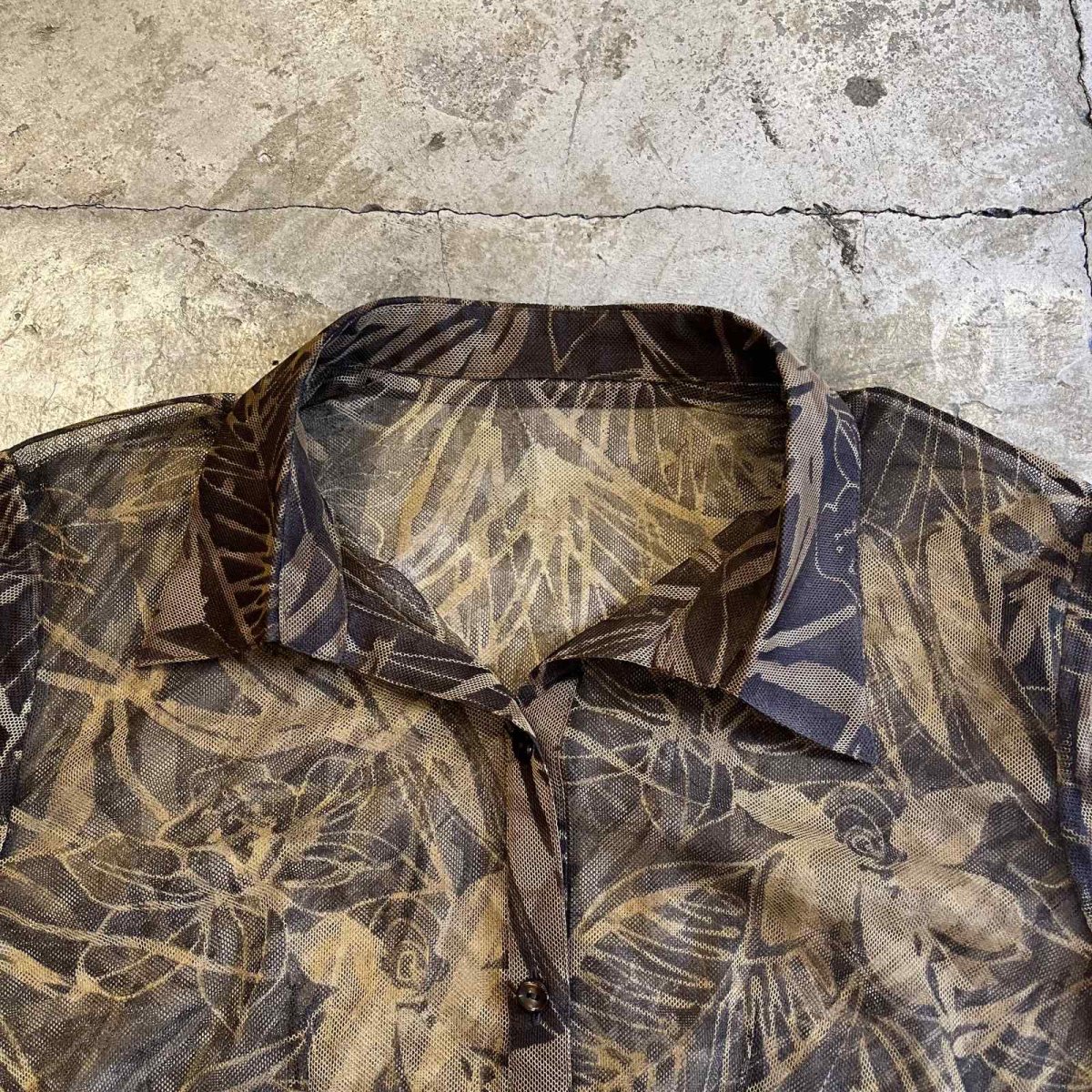 画像8: ALL OVER FLOWER PATTERN SHORT DESIGN TULLE SHEER SHIRT / Ladies M (8)